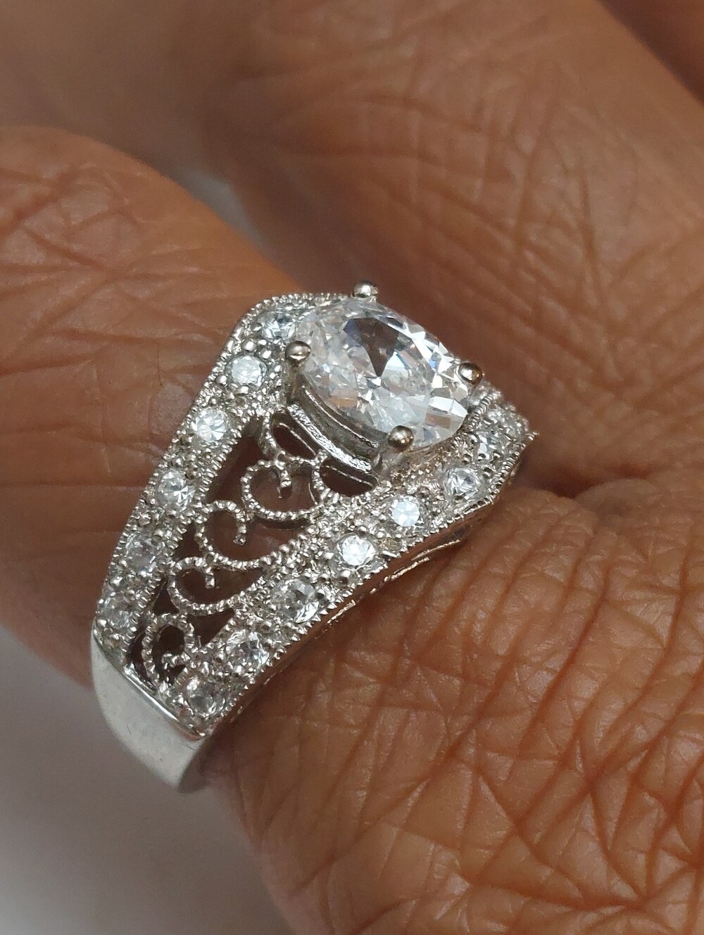 Vintage Avon Art Deco Filigree Crystal Ring Silver Tone Size 8 Stamped NV